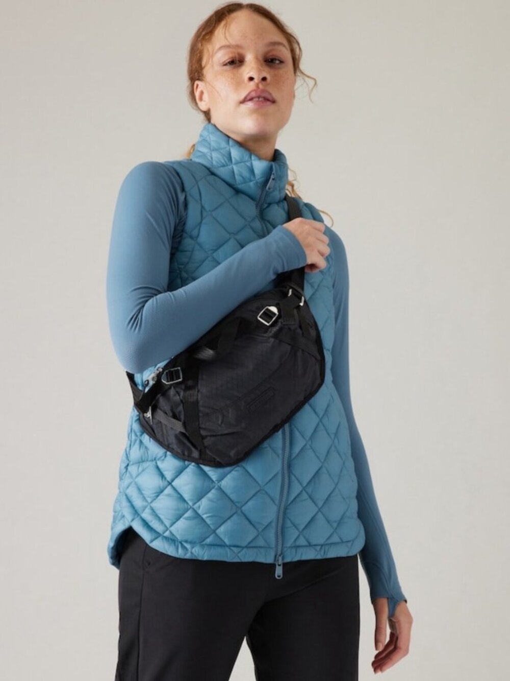 Athleta Excursion Large Belt Bag in Black